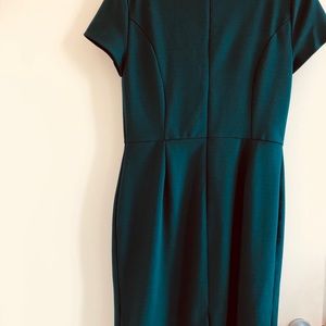 Banana Republic short sleeve green office dress
